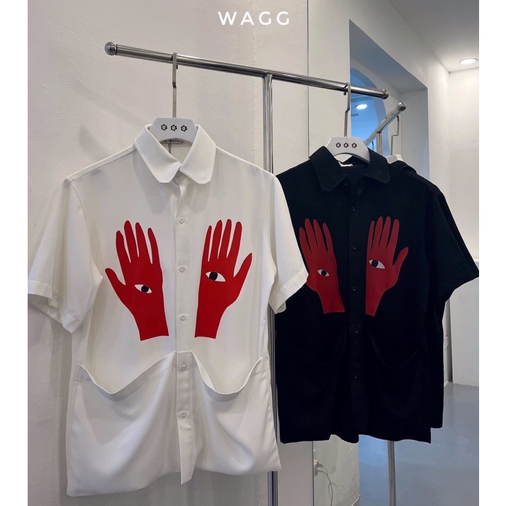 Set áo sơ mi in hình bàn tay đỏ và quần soóc kéo khoá WAGG