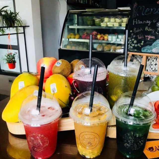 Giày tốp sốp của Hằng Việt Trì