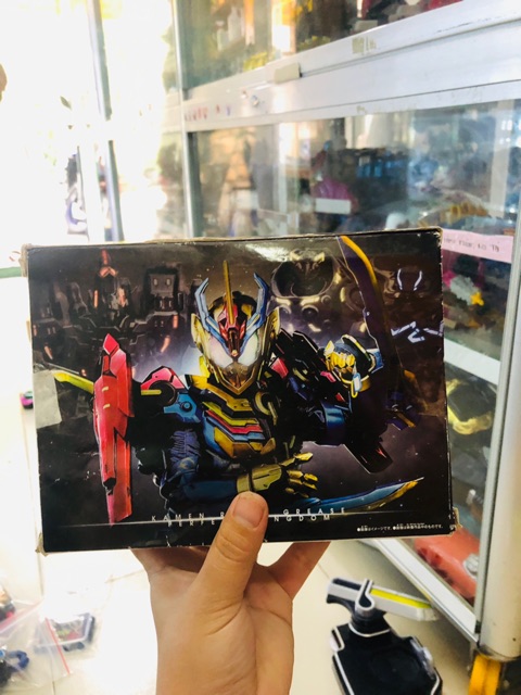 Đồ chơi siêu nhân  Kamen Rider Build DX Grease Perfect Kingdom