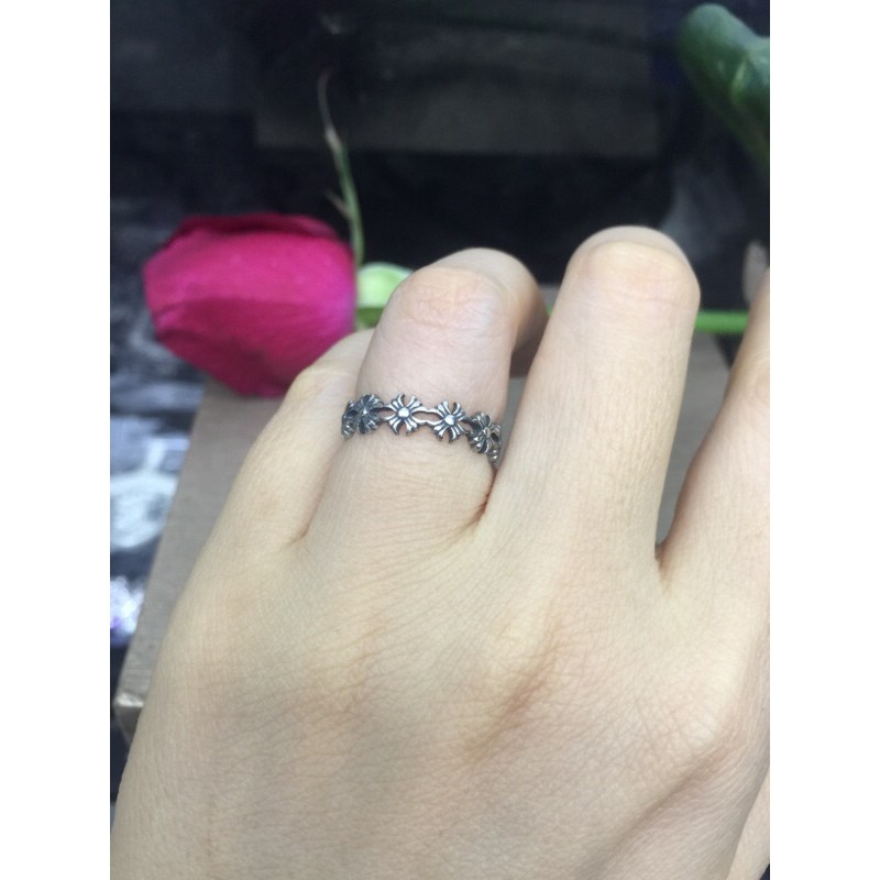 Nhẫn bạc thái cá tính