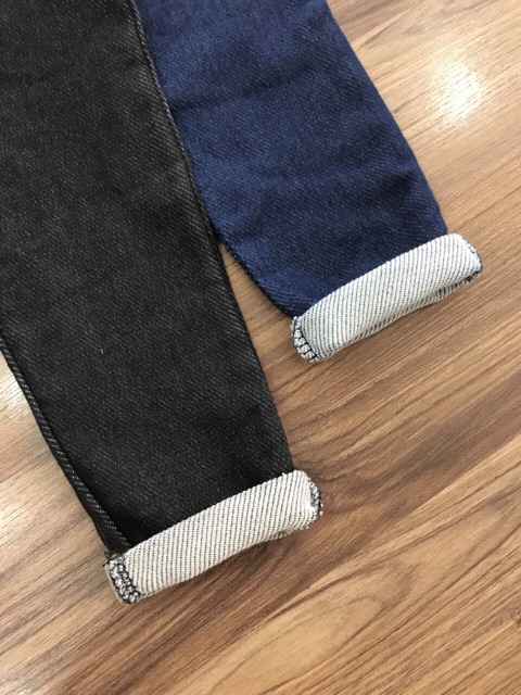 Quần Jean da cá bé trai