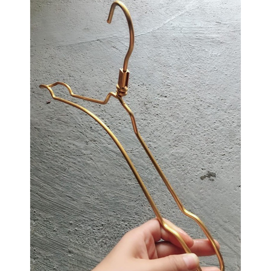 Móc Nhôm Mạ 50 Chiếc Kiểu Uốn 2 Thanh Treo Quần Áo Shop Người Lớn