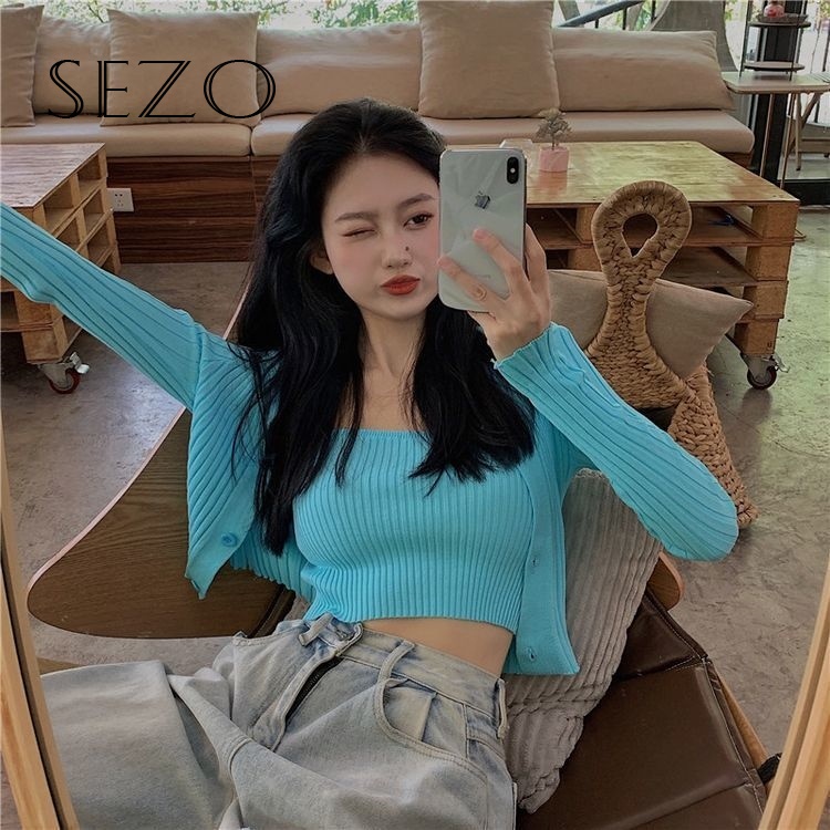 QKOOLE  Bộ áo hai dây và áo khoác cardigan ngắn dệt kim phong cách Hàn Quốc cho nữ