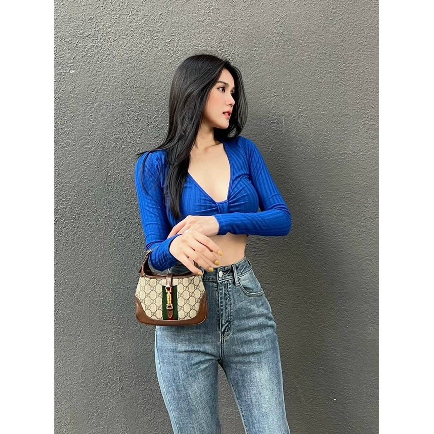 Áo kiểu croptop tay dài cổ tím nhúm nơ ngực cực xinh , chất thun gân dày dặn mềm mát alohashop91