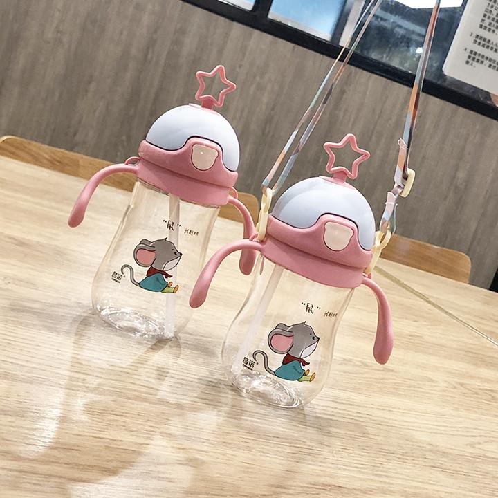Bình Uống Nước 380ml Có Tay Cầm Và Ống Hút Chống Tràn Họa Tiết Hoạt Hình Cho Bé
