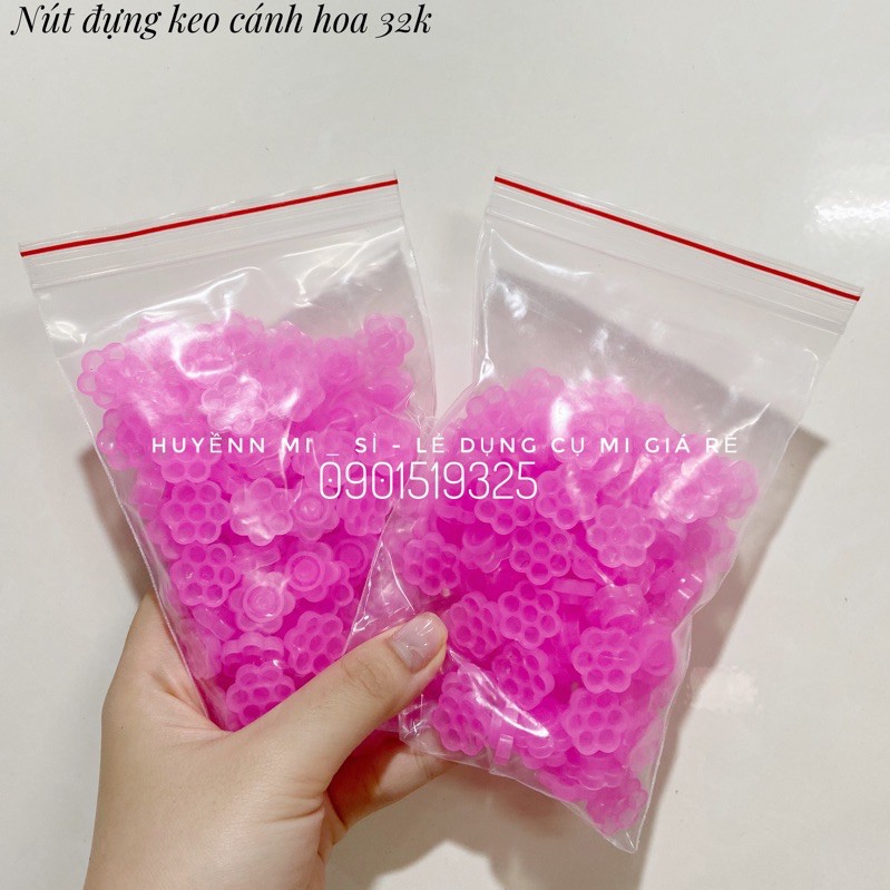 Nút keo hoa 6 cánh