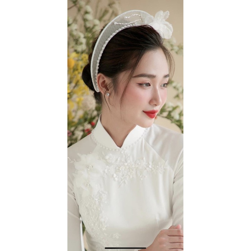 Mấn băng đô áo dài ngày cưới bờm đính hoa trắng hồng