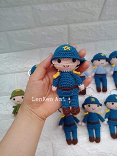 Móc khoá len bộ đội