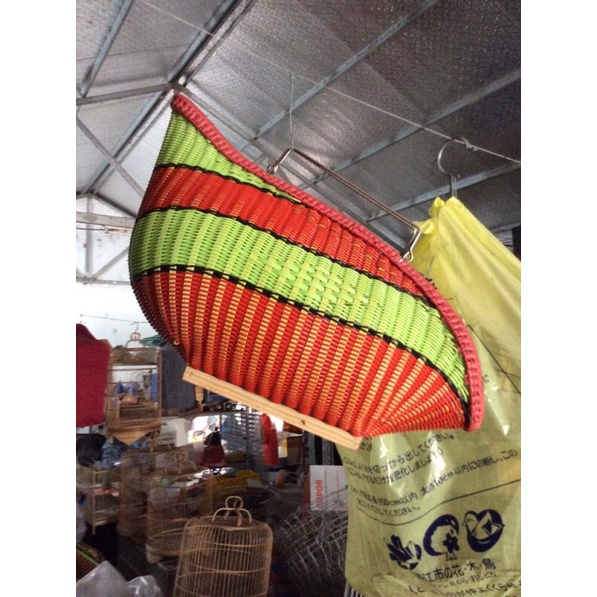 Làn xách gà giỏ xách gà xiên tặng áo gà