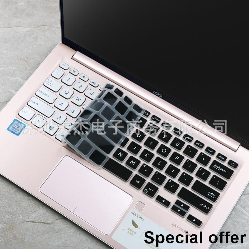 Màng bảo vệ bàn phím được bao phủ hoàn toàn bằng miếng dán chống bụi. Máy tính xách tay Asus Adou Adol Idol 13U 13.3 inch | BigBuy360 - bigbuy360.vn