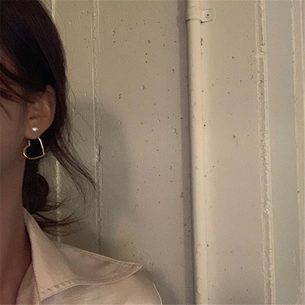 Hoa tai hình trái tim độc đáo dành cho nữ