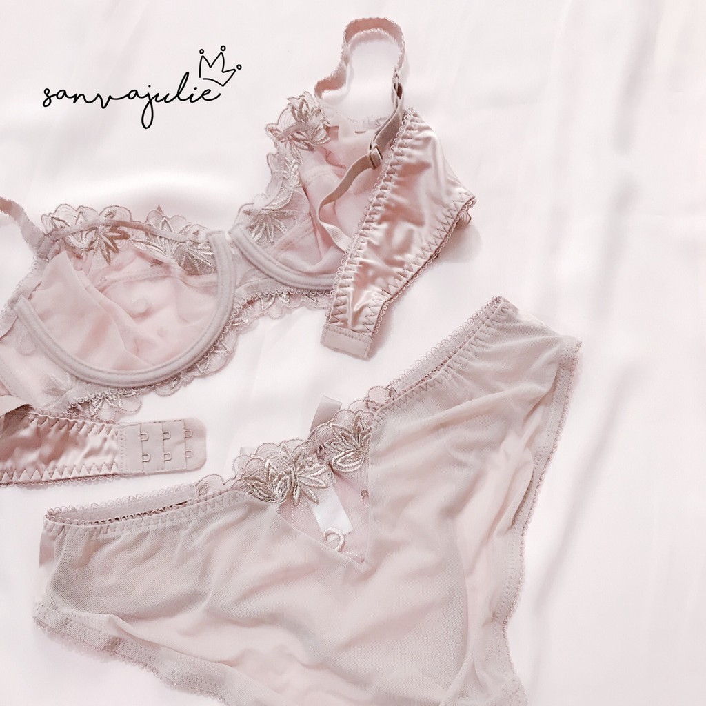 Set đồ lót nữ không mút có gọng chất liệu ren Hoa cẩm chướng - Nội y nữ | BigBuy360 - bigbuy360.vn