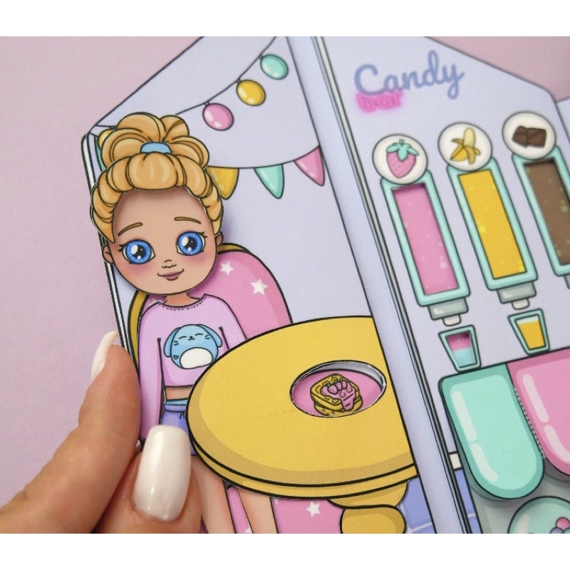 Biệt thự búp bê giấy của siêu mẫu Lily và thú cưng Lucy