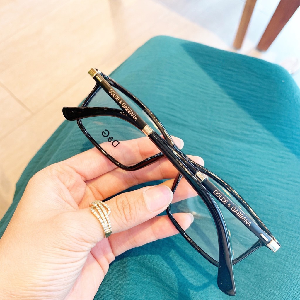 Gọng kính cận vuông A118 kèm sẳn tròng 0 độ chống ánh sáng xanh bảo vệ mắt trước màn hình phù hợp mặt tròn, dài | BigBuy360 - bigbuy360.vn