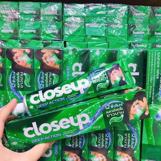 Kem Đánh Răng Close Up Thái Lan 160g