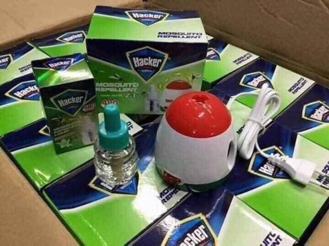 MÁY ĐUỔI MUỖI KÈM TINH DẦU HACKER