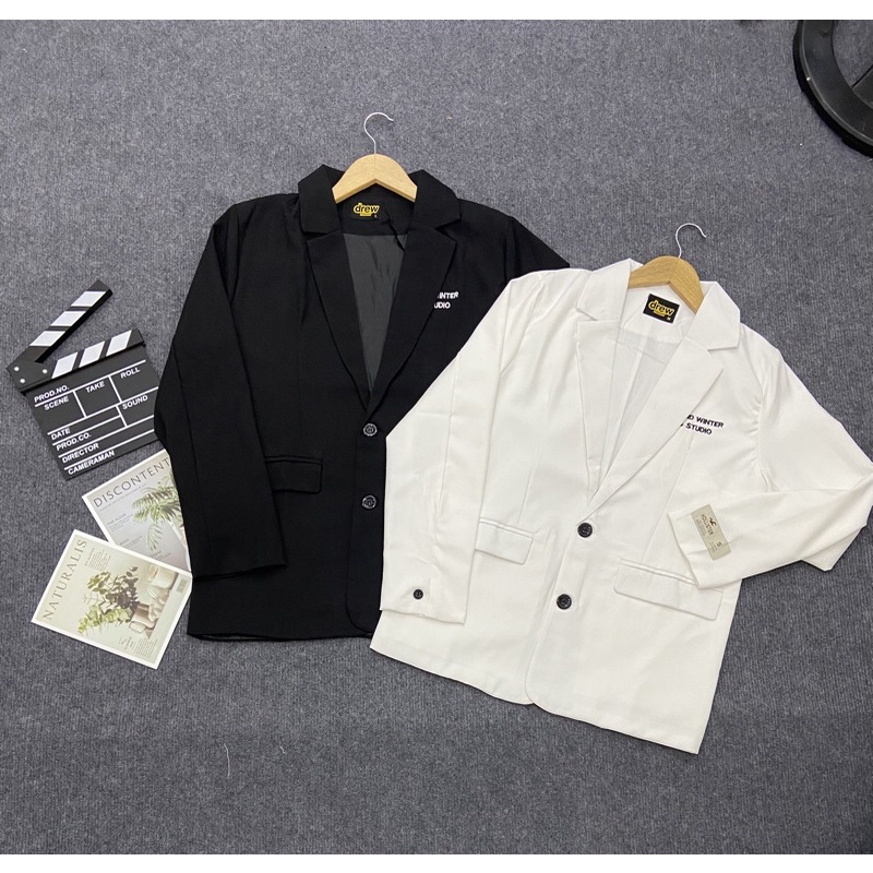 ÁO KHOÁC BlAZER NAM NỮ-Áo Khoác Vest T-A-N thời trang unisex phong cách Hàn Quốc AV022 dễ phối đồ màu đen, kem trắng