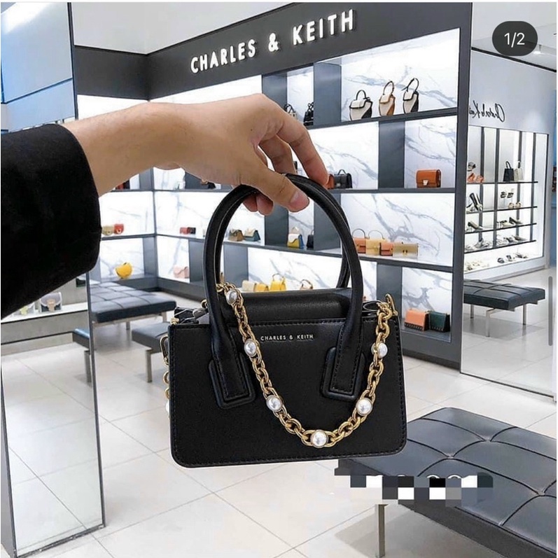 CNK Chain Handle Shoulder Bag 🆕