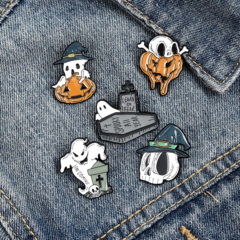 Huy hiệu cài áo hình đầu lâu/ quả bí ngô phong cách gothic thời trang cho nữ