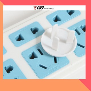 Set 20 nút bịt ổ điện an toàn cho bé 2245 SHOP CR7