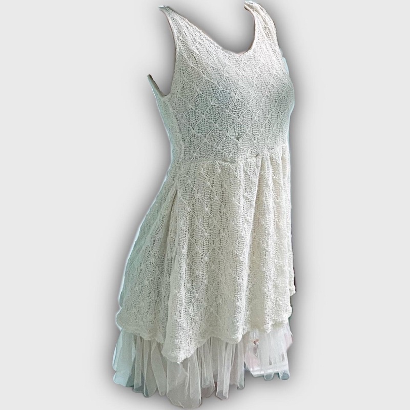 Đầm fairy xinh màu be hợp đi rừng rú