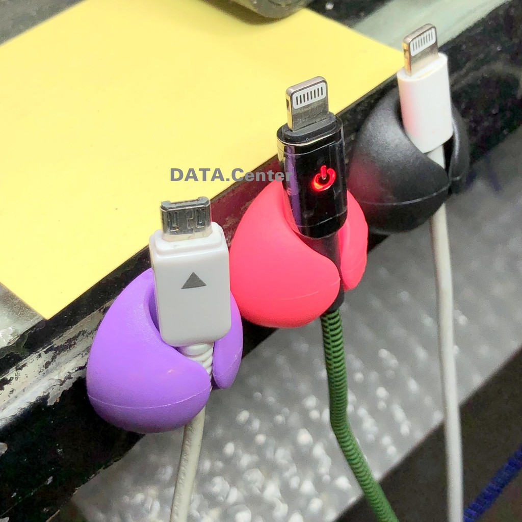 Giá, hạt kẹp giữ dây sạc, dây điện gọn gàng trên bàn làm việc - DATA Shop
