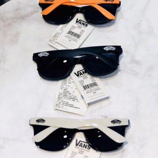 Kính Vans xịn