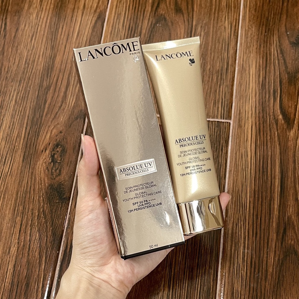 Kem chống nắng Lancome tinh khiết SPF50+ bảo vệ da khỏi tia UV hiệu quả