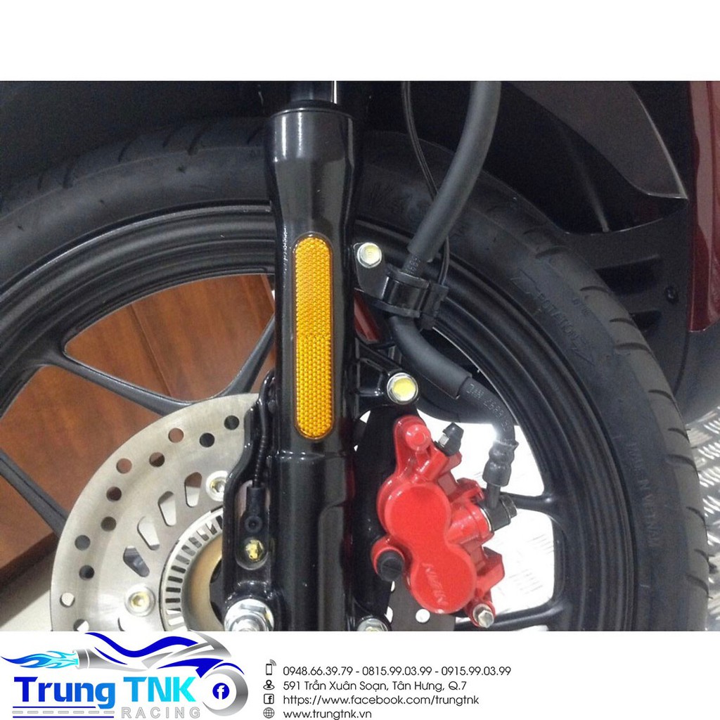 Mắt mèo phản quang dán phuộc.