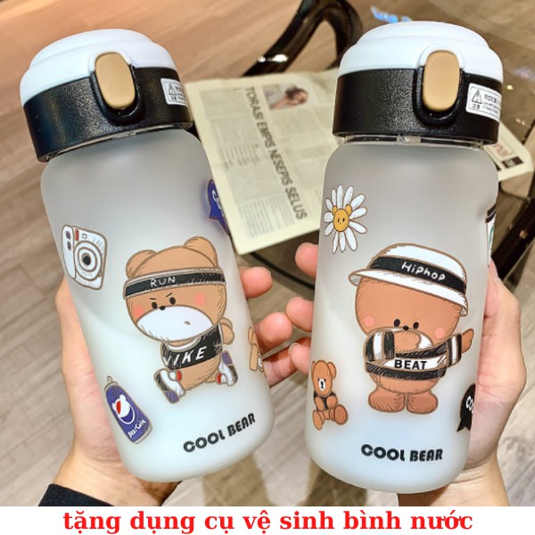 Bình nước HÌNH GẤU 500ML có ống hút loại tốt