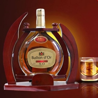 Kệ gỗ để rượu vang + ballon d'or xo 700ml