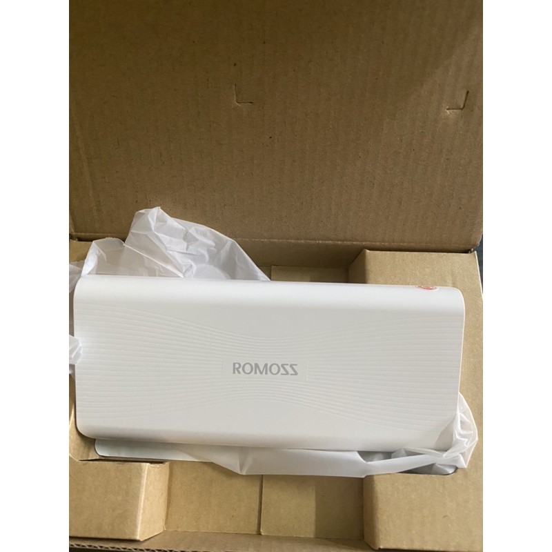 Pin sạc dự phòng Romoss Sense 4+ 10000mAh hỗ trợ QC3.0 và TypeC PD 18W (Trắng):