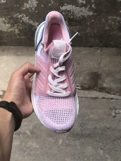 ( đủ hộp) U.b 2019 5.0 sẵn 36-37-38 ( 1:1)
