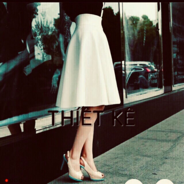 CHÂN VÁY XOÈ PHONG CÁCH