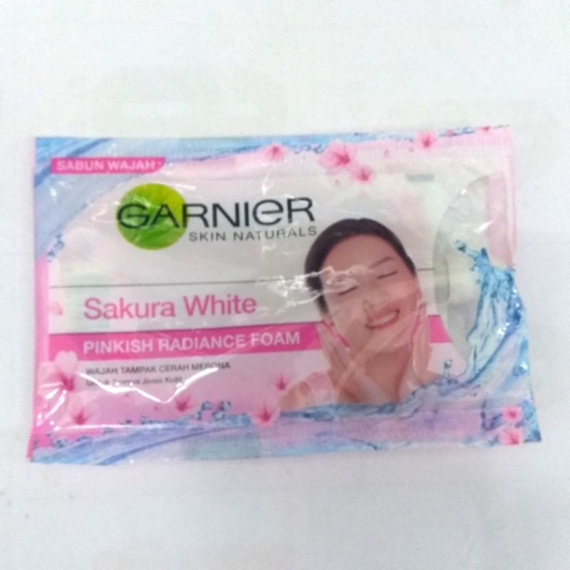 (hàng Mới Về) Sữa Rửa Mặt Garnier Sakura 9cm Tạo Bọt Trắng Hồng