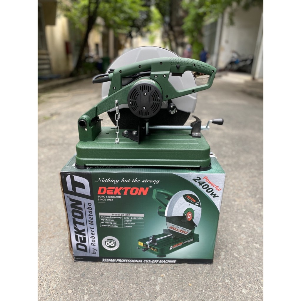 Máy cắt sắt bàn dekton DK352 2400w đế dày
