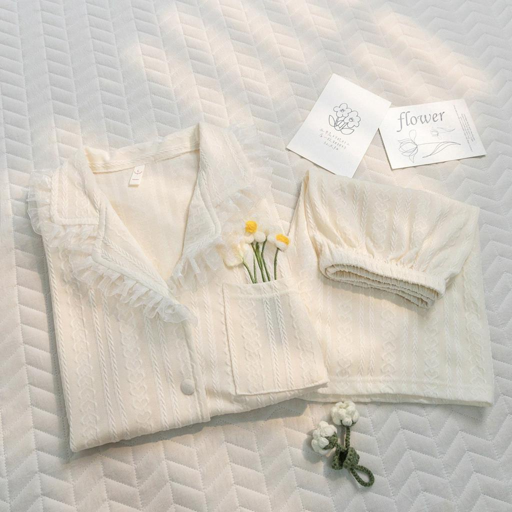BỘ ĐỒ NGỦ MẶC NHÀ CỘC TAY TÚI BÔNG HOA VIỀN REN HOT 2023