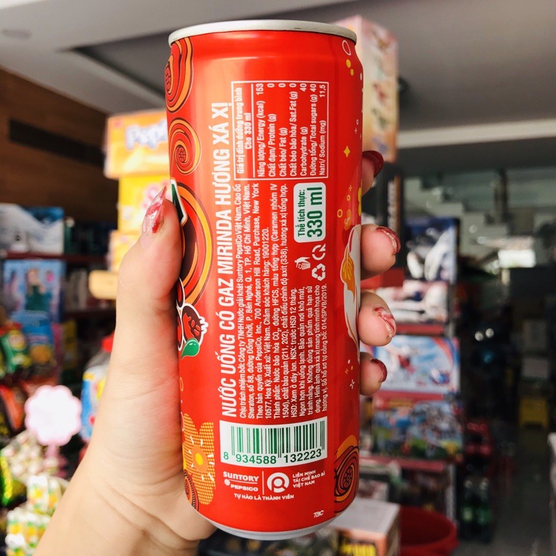 Nước ngọt có gaz MIRINDA hương xá xị 1 lon 330ml