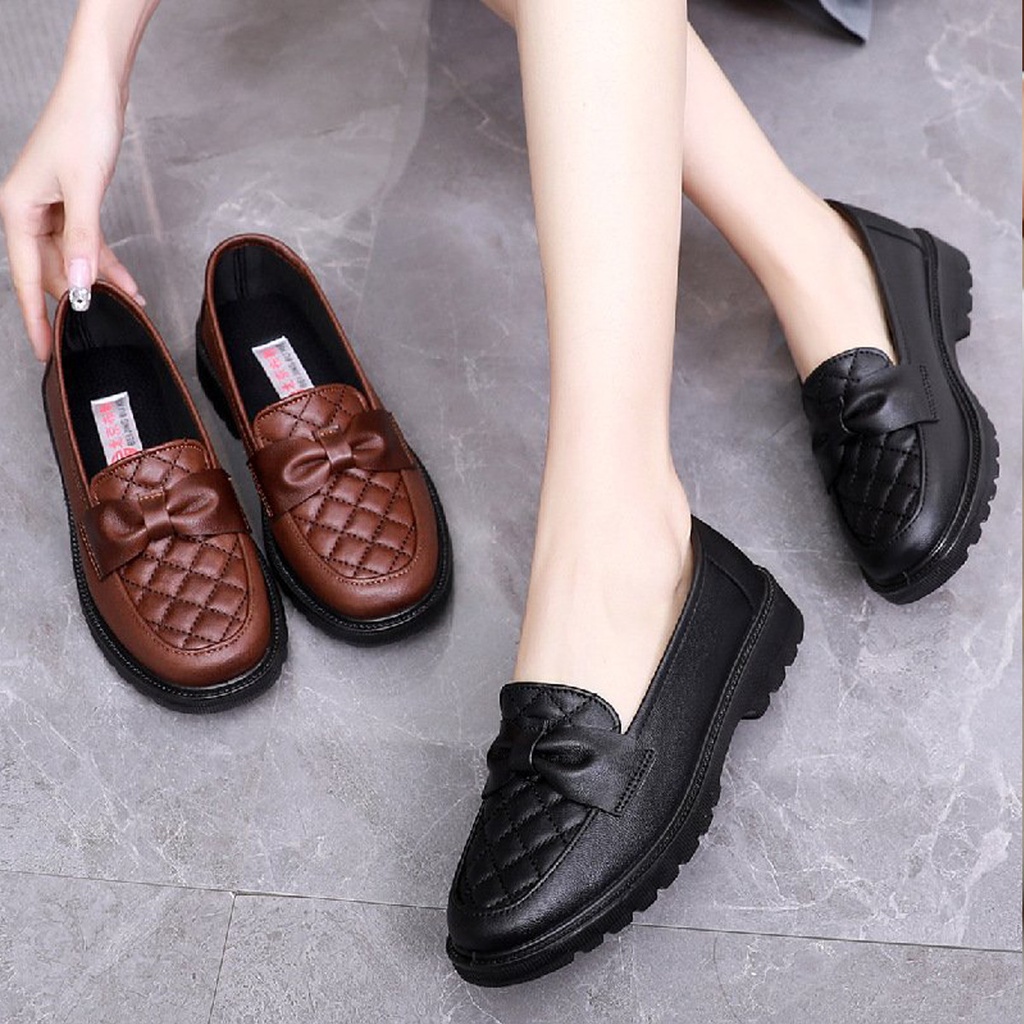 Giày lười nữ chất liệu da vải slip on kiểu mọi đế cao màu trắng độn đế bảo hành 1 năm GD38 TIMAN