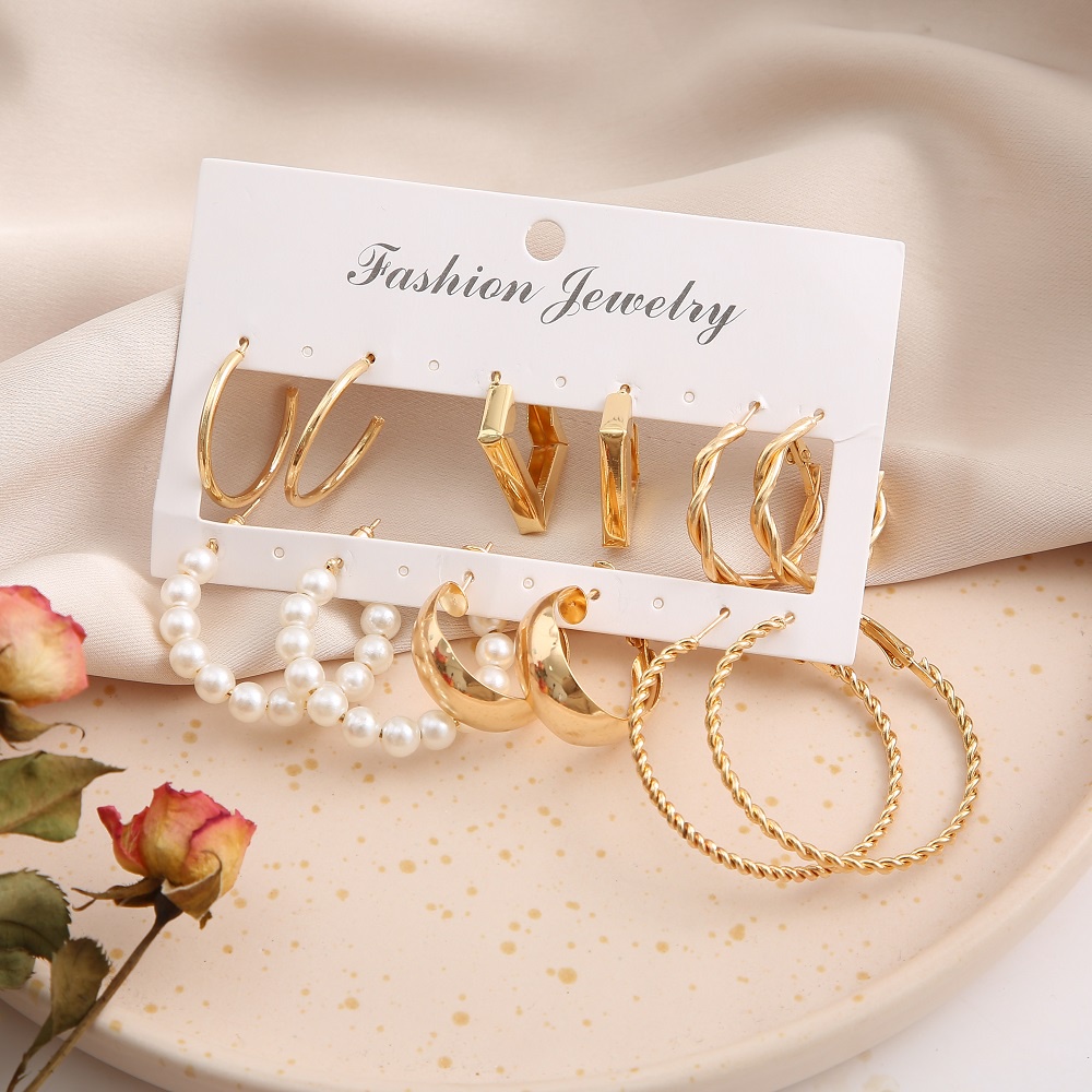 Khuyên Tai Dạng Vòng Xoắn Đính Ngọc Trai Thanh Lịch