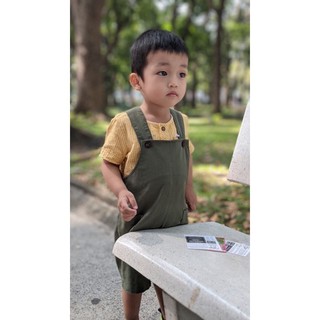 Yếm linen xanh rêu cho bé