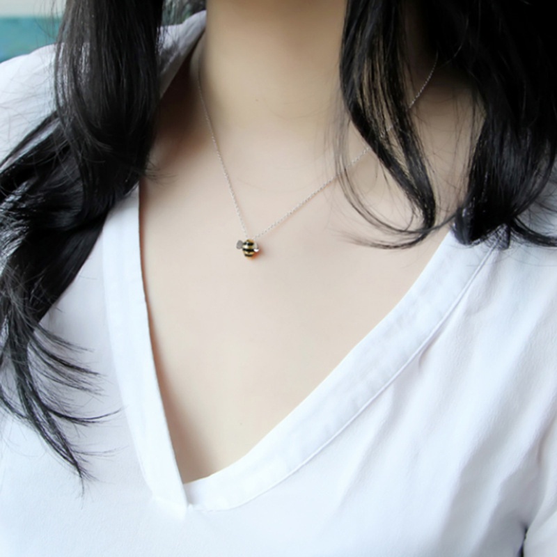 Bộ Vòng cổ + Bông Tai Hình Ong Vàng Đính Pha Lê Dễ Thương
