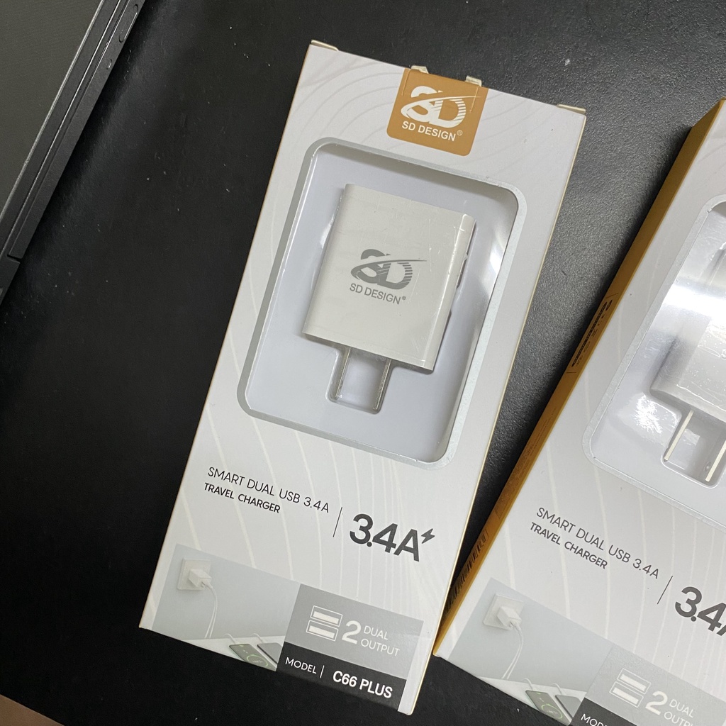 Củ Sạc Hoco DC01 Max 2.4A Hỗ Trợ Sạc Nhanh cho IP6/6s/6splus/7/7plus/8plus/x/xs/xsmax/11/11pro/11promax/12/12promax
