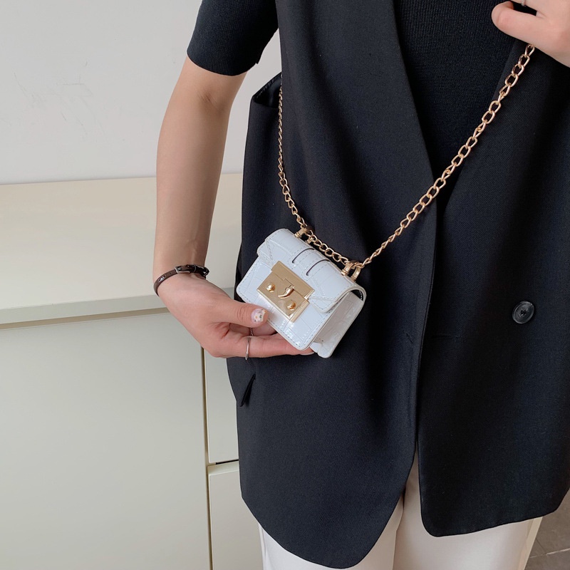 Túi đeo chéo JASMIN NOIR họa tiết da cá sấu dây đeo dạng xích thời trang cho nữ