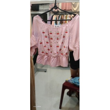 Áo trái cherry thêu siêu xinh 🍒