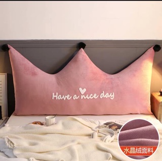 Gối ôm vương miện