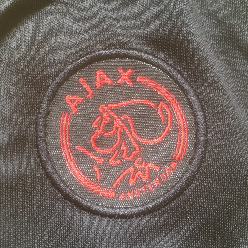 Quần Áo Bóng Đá Nam Ajax Đen Lưu Niệm Bản Đặc Biệt Giới Hạn Vải Thái Cực Chất - Bộ Quần Áo Bóng Đá PP Bởi Be Happy Sport