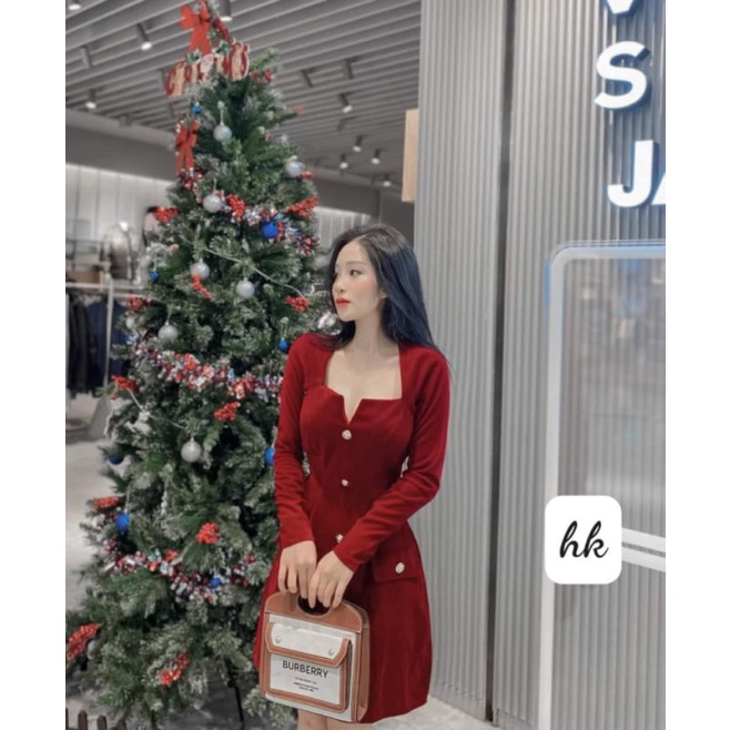 Đầm dự tiệc nhung dạo phố tay dài phối nút Sully Dress