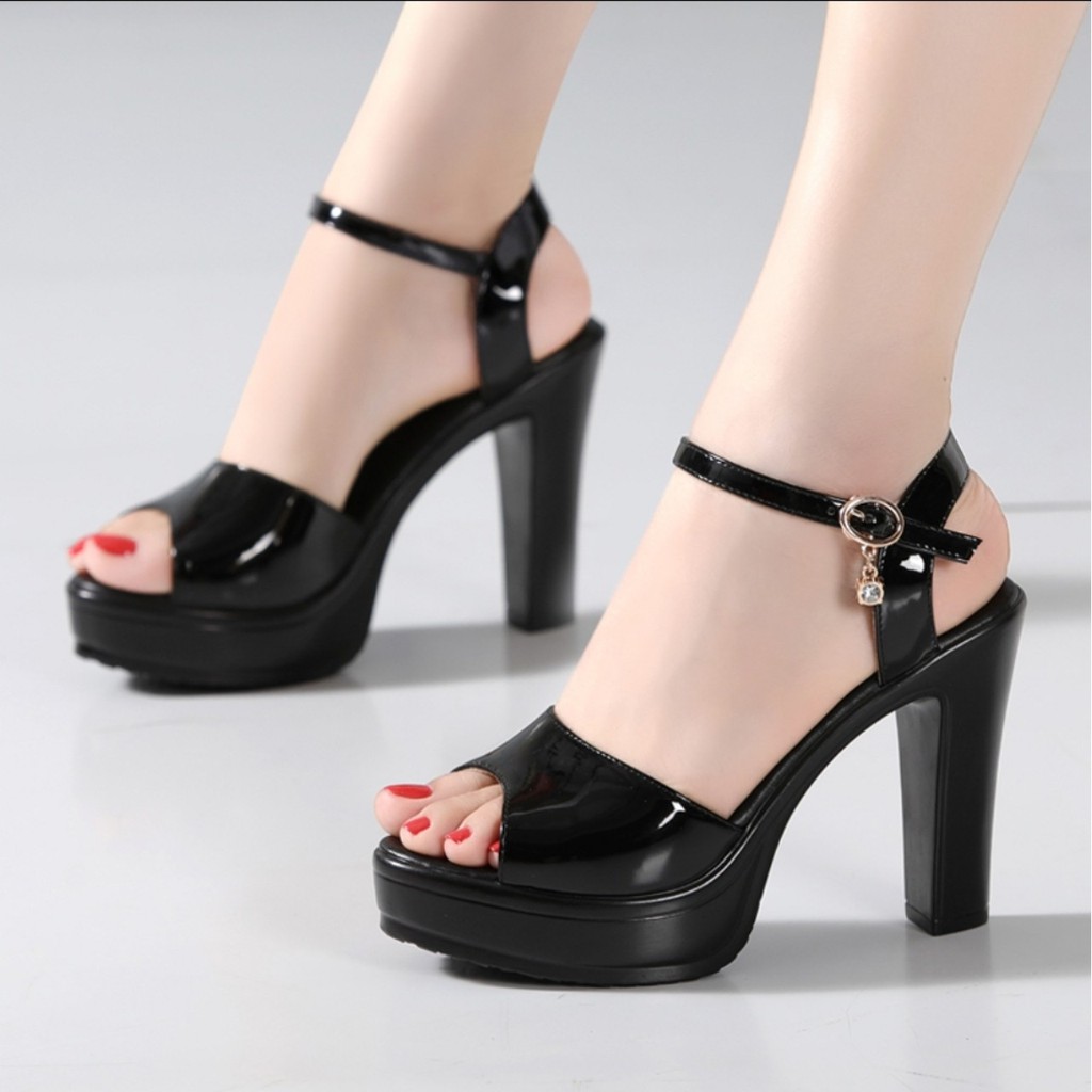 GIÀY SANDAL CAO GÓT QUAI NGANG