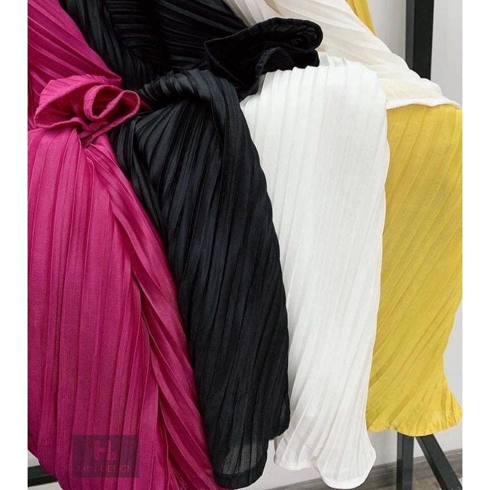 Cả set áo dập ly mix chân váy siêu hot cúc ngọc hàng 2 lớp ảnh thật trải sàn | BigBuy360 - bigbuy360.vn